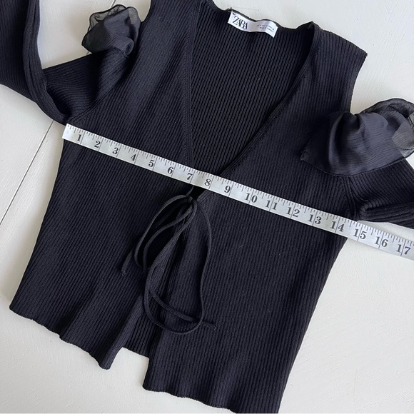 Zara cold shoulder ruffle ribbed knit black v-neck cardigan tie front size small - Picture 14 of 16